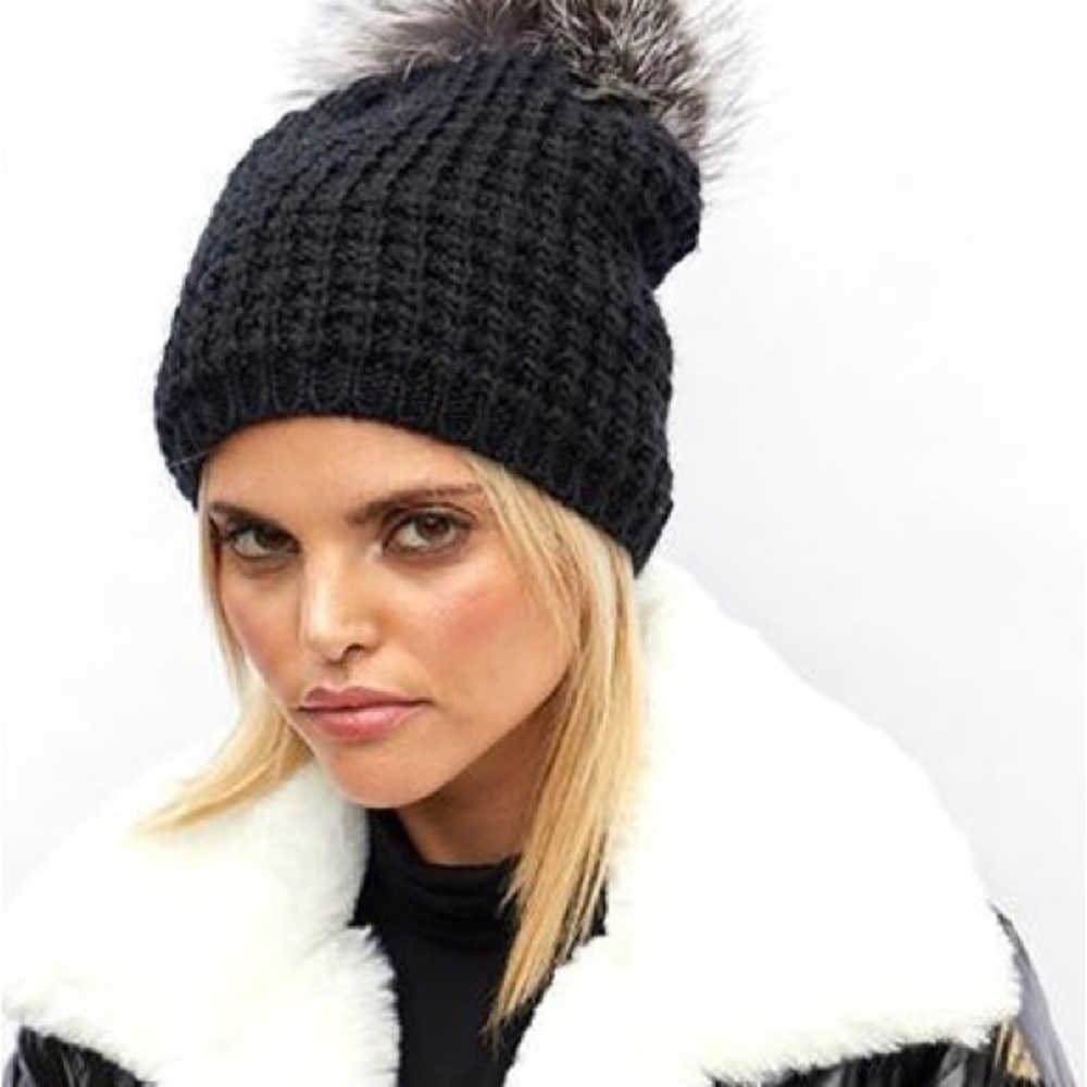Kyi Kyi Beanie NWT